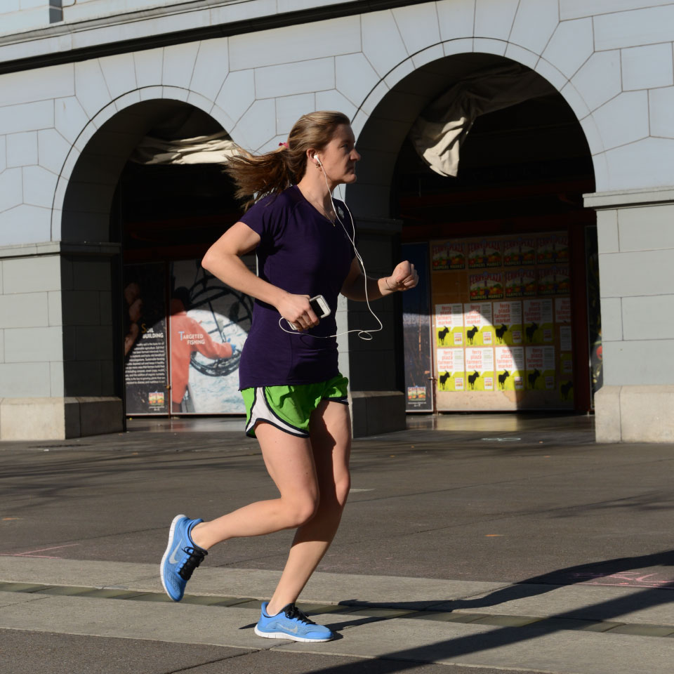 Runner on Embarcadero